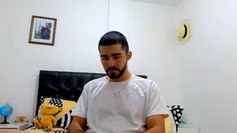 alejandroo_7 online show from 08.08.26