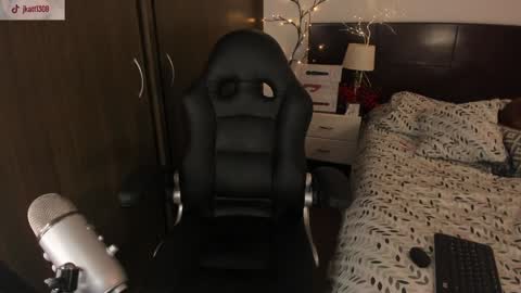 Alejandra online show from 12.24.24