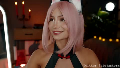 Snapshot of alejastorm chatting on 11.09.25 Alejandra online show from 11.09.25