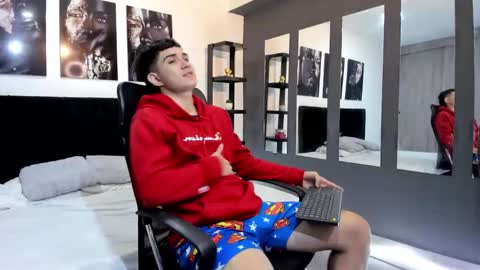 Snapshot of alejo_gray1 chatting on 01.19.26 alejo_gray1 online show from 01.19.26