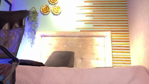 Snapshot of alejo_gray1 chatting on 06.01.26 alejo_gray1 online show from 06.01.26