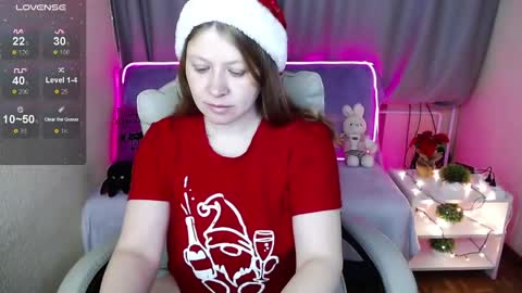 Snapshot of alekasamui chatting on 12.25.24 Aleksa online show from 12.25.24