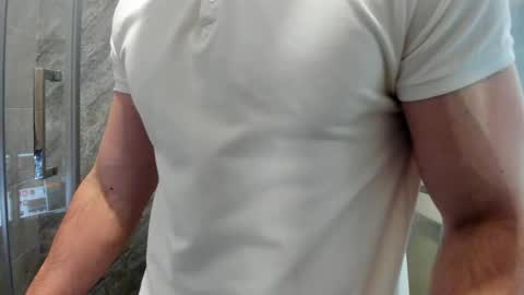 Snapshot of aleks_brown chatting on 05.18.26 aleks_brown online show from 05.18.26