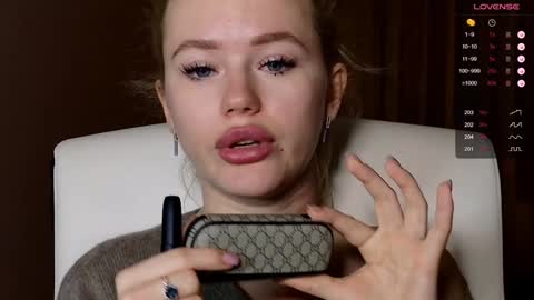 Snapshot of aleksalore chatting on 12.20.24 Lexi online show from 12.20.24