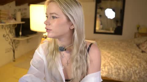 Lexi online show from 11.20.25