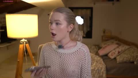 Lexi online show from 11.26.25