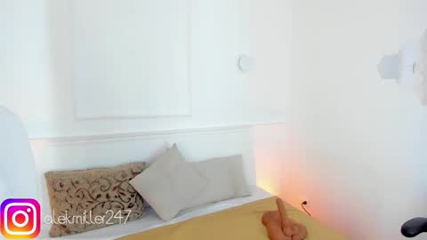 Snapshot of aleksandra_miller chatting on 03.08.25 Aleksandra online show from 03.08.25