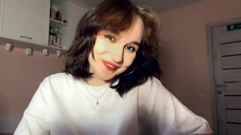 Snapshot of alenebroussard chatting on 04.01.26 Nora online show from 04.01.26