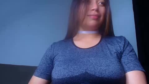 QUEEN OFF MILk  IM BACK  15 NOV online show from 03.11.25