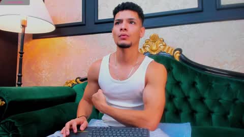 Snapshot of aless_king chatting on 01.30.25 Alessandro King online show from 01.30.25