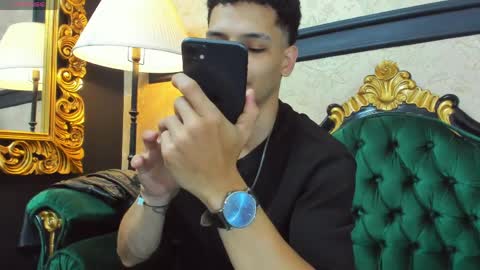 Snapshot of aless_king chatting on 04.01.26 Alessandro King online show from 04.01.26