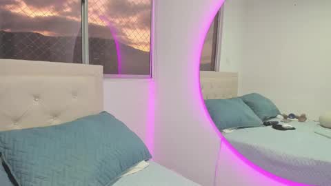 Snapshot of alessa_m71 chatting on 01.08.25 Alessa Moreno online show from 01.08.25