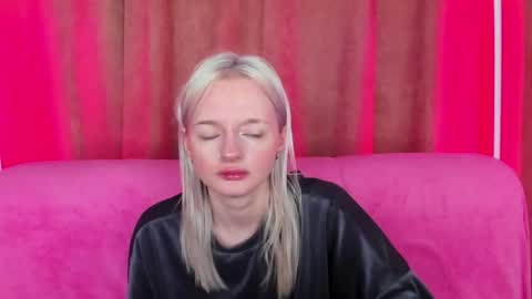 Snapshot of alessakiss chatting on 05.07.26 alessakiss online show from 05.07.26