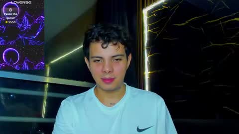 Snapshot of alessandro__777 chatting on 06.19.26 Alessandro online show from 06.19.26