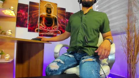 ALESSANDRO  WYE online show from 01.20.25