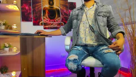 ALESSANDRO  WYE online show from 01.29.25