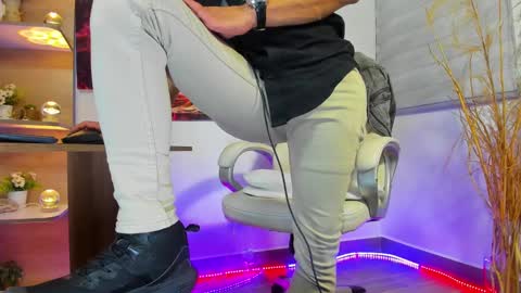 ALESSANDRO  WYE online show from 01.31.25