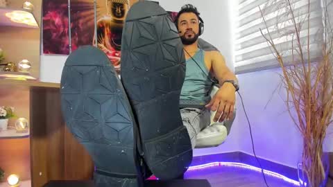 ALESSANDRO  WYE online show from 02.06.25