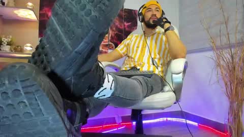 ALESSANDRO  WYE online show from 02.11.25