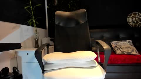 ALESSANDRO  WYE online show from 09.14.25