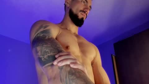 Kciqu3  Independent model online show from 01.26.25