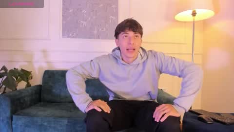 Snapshot of alessandro_dybala chatting on 11.04.25 Alessandro Dybala online show from 11.04.25