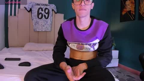 Snapshot of alessandro_dybala chatting on 11.21.25 Alessandro Dybala online show from 11.21.25