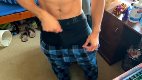 Snapshot of alessandro_fantasia chatting on 12.20.25 Alessandro online show from 12.20.25