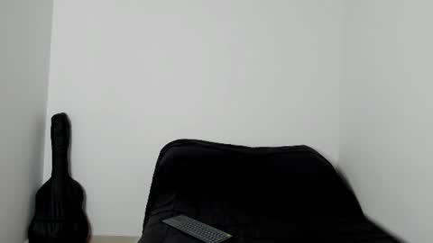 Alessandro online show from 06.10.26