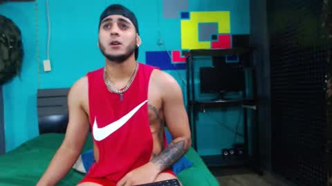 Snapshot of alessandrobooy chatting on 02.05.26 alessandro online show from 02.05.26