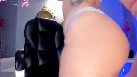 ALESSA ROMERO  online show from 01.31.25