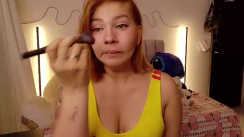 Snapshot of alessia_dolce chatting on 06.18.26 alessia dolce online show from 06.18.26