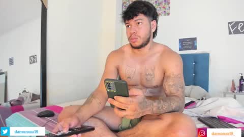 Snapshot of alessia_hot1 chatting on 01.31.25 alessia_hot1 online show from 01.31.25