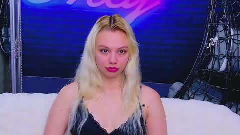 Snapshot of alessiacroft chatting on 05.27.26 alessiacroft online show from 05.27.26