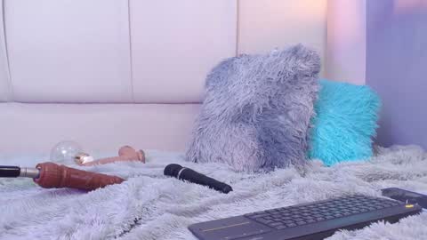 Snapshot of alessiaval chatting on 02.06.25 Valery online show from 02.06.25