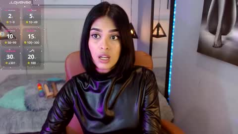 Snapshot of alessiaval chatting on 03.08.25 Valery online show from 03.08.25