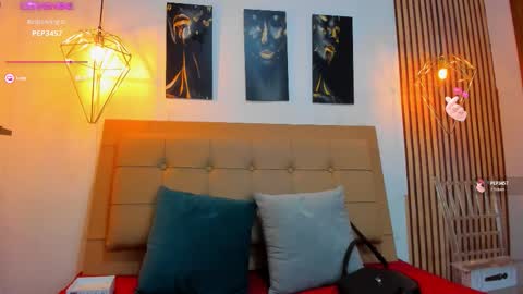 Aleszia online show from 11.02.25