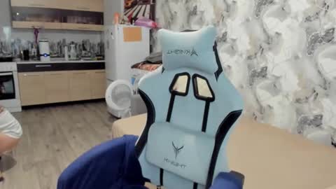 Aletta Oushen online show from 11.10.25