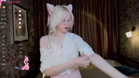 Lola online show from 10.08.25