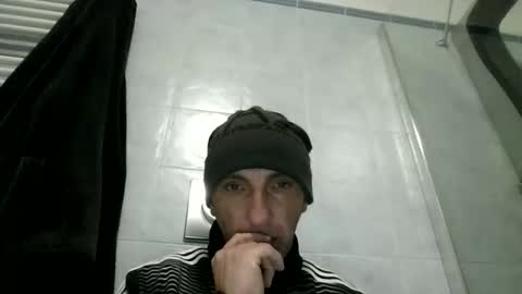 Snapshot of alex120475 chatting on 02.01.26 alex120475 online show from 02.01.26