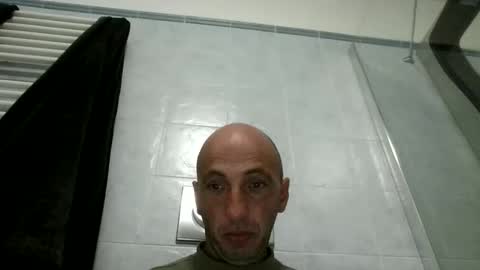 Snapshot of alex120475 chatting on 03.10.26 alex120475 online show from 03.10.26