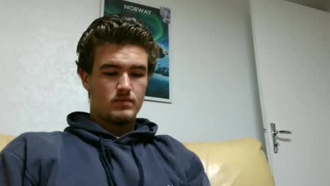 Snapshot of alex83530 chatting on 12.31.24 Alex83530 online show from 12.31.24