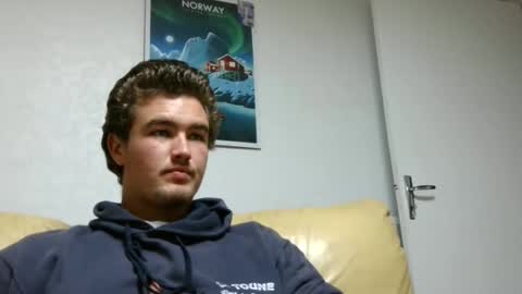 Snapshot of alex83530 chatting on 12.31.24 Alex83530 online show from 12.31.24