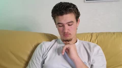 Snapshot of alex83530 chatting on 01.24.25 Alex83530 online show from 01.24.25