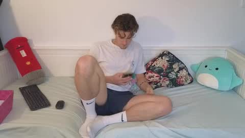 Snapshot of alex83530 chatting on 12.21.25 Alex83530 online show from 12.21.25