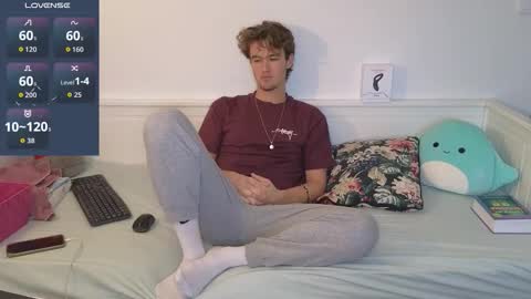 Snapshot of alex83530 chatting on 01.06.26 Alex83530 online show from 01.06.26