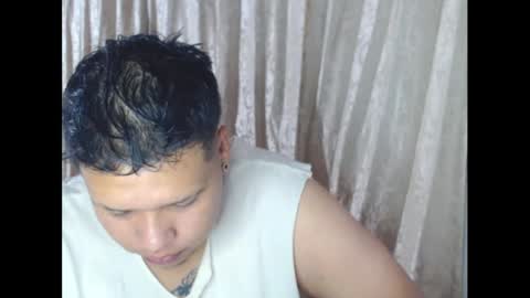 Snapshot of alex_bigclit chatting on 11.18.25 alex_bigclit online show from 11.18.25