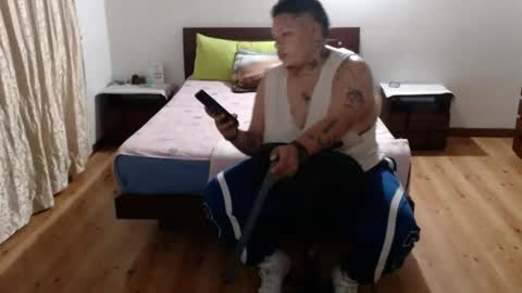 Snapshot of alex_bigclit chatting on 11.19.25 alex_bigclit online show from 11.19.25