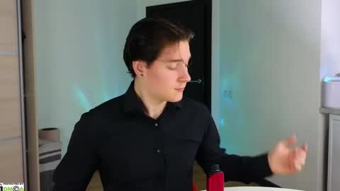 Snapshot of alex_candy_pump chatting on 12.02.24 FAVORITE online show from 12.02.24