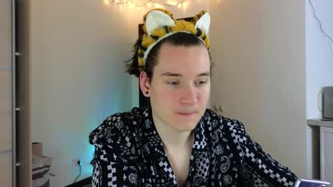 Snapshot of alex_candy_pump chatting on 01.09.25 FAVORITE online show from 01.09.25